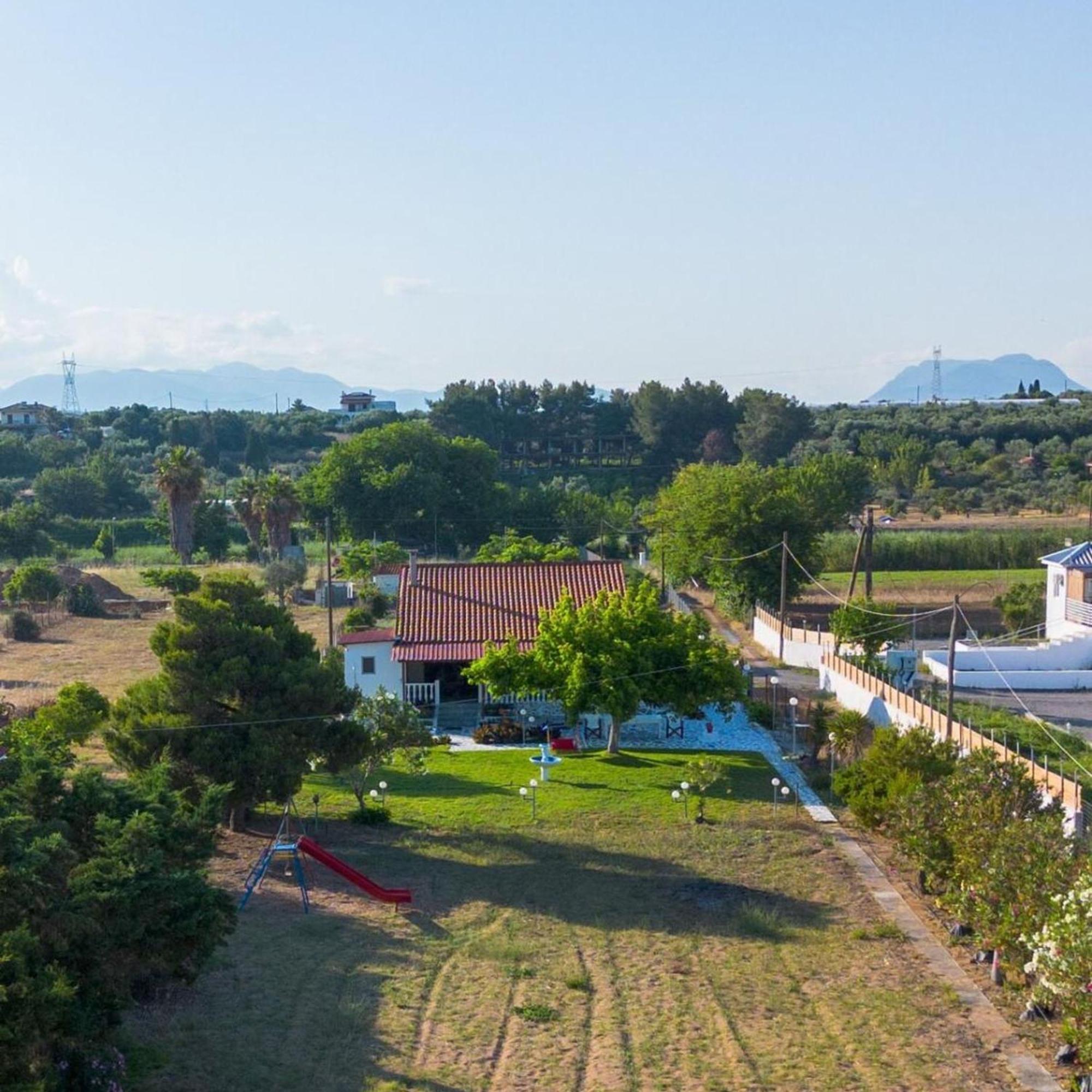 Вилла Seaside Retreat For Families And Pets Мессиния Экстерьер фото